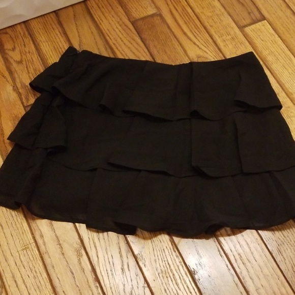 ASTR flounce skort - Picture 2 of 3